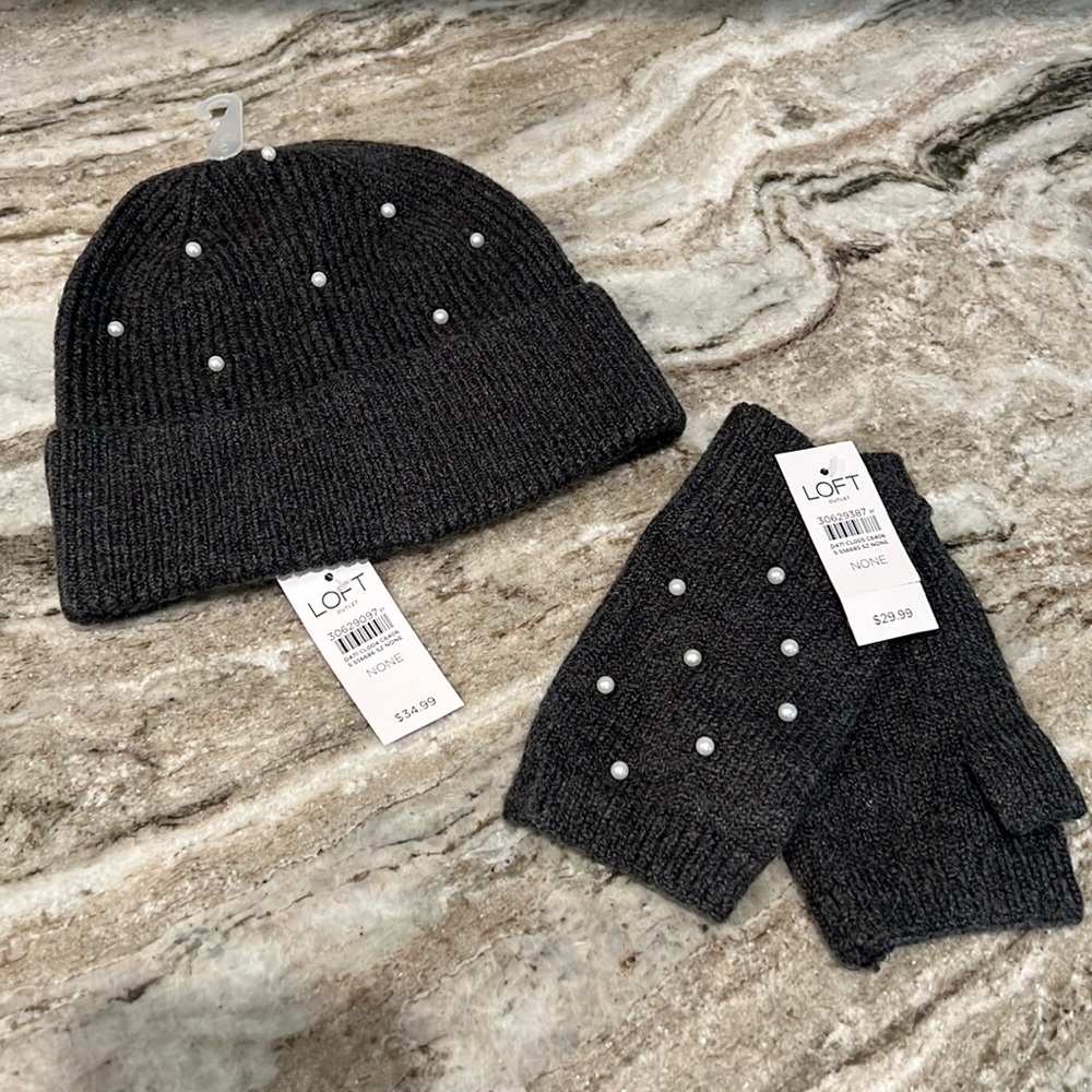 LOFT Melange Hat & Fingerless Gloves